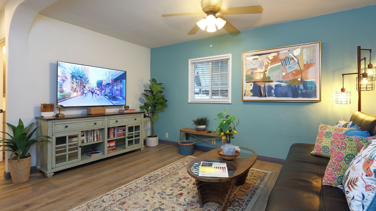 Photo of Livingroom in Santa Ana