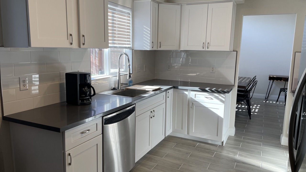 Photo of Kitchen in Southwestern Sacramento