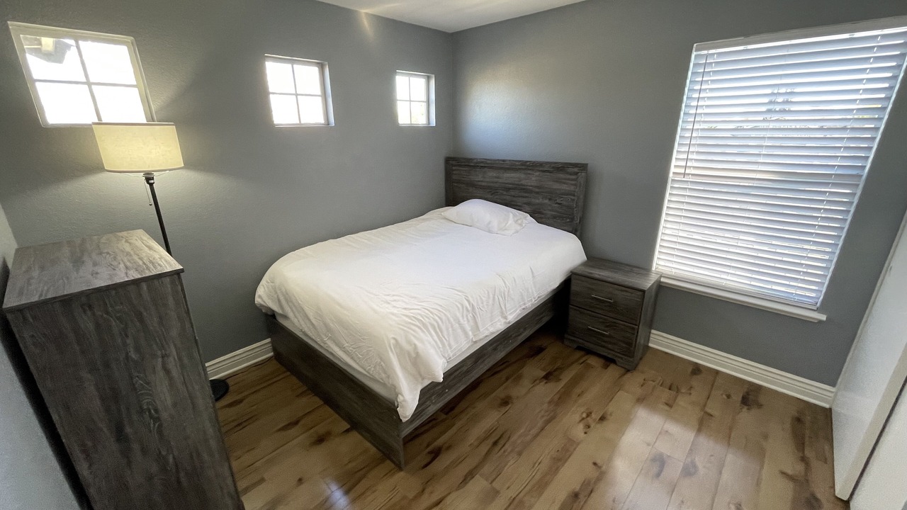 Photo of Bedroom in Southwestern Sacramento
