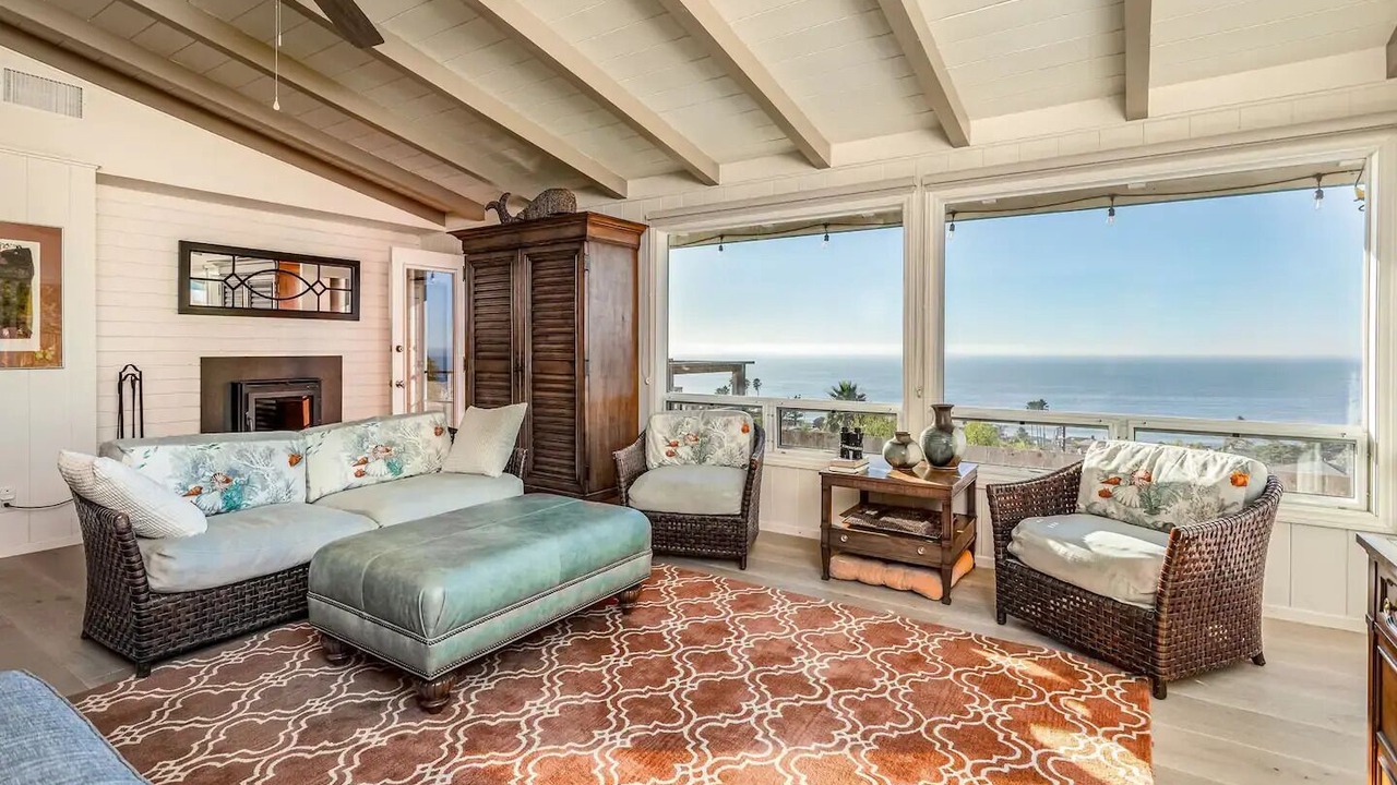 Photo of Livingroom in Sunset Cliffs