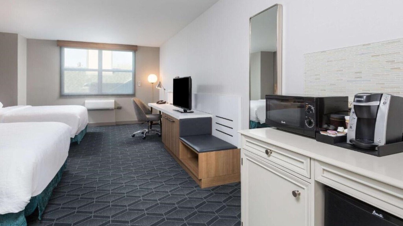 Photo of Bedroom in San Leandro
