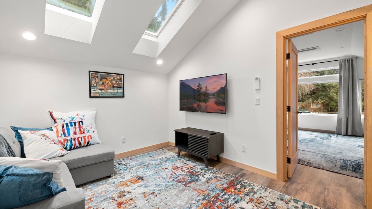 Photo of Bedroom in Brentwood-Darlington