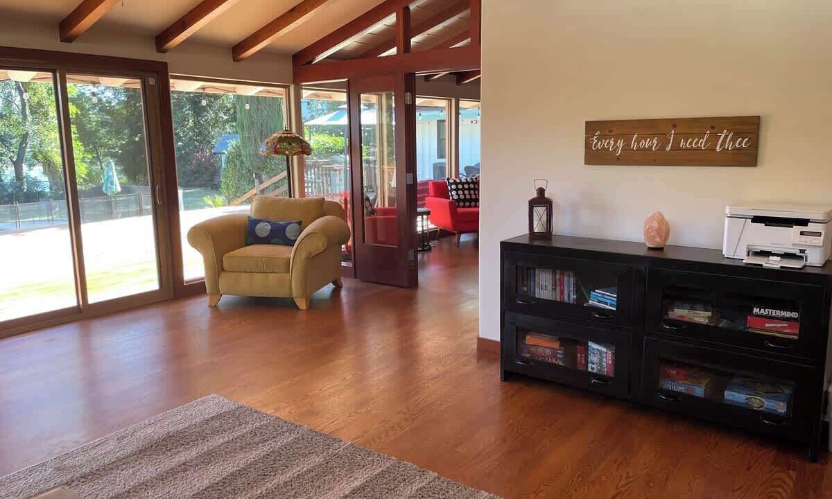 Photo of Bedroom in Cascade