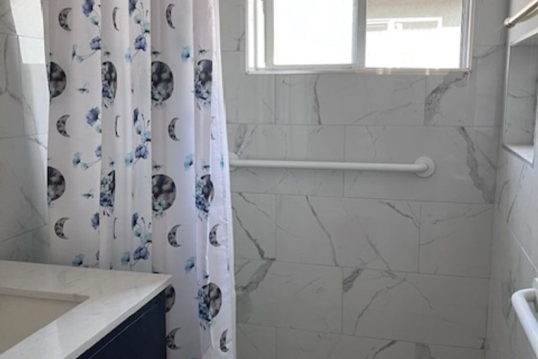 Photo of Bathroom in Carousel