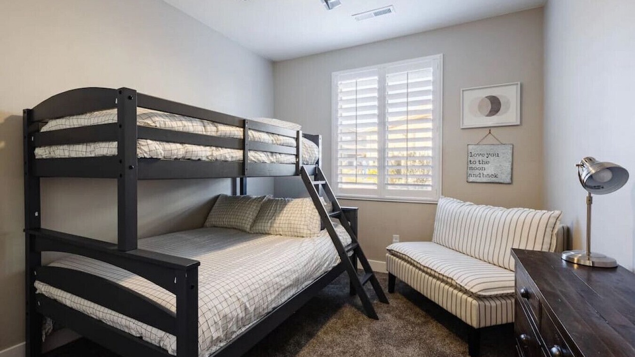 Photo of Bedroom in Sienna Hills