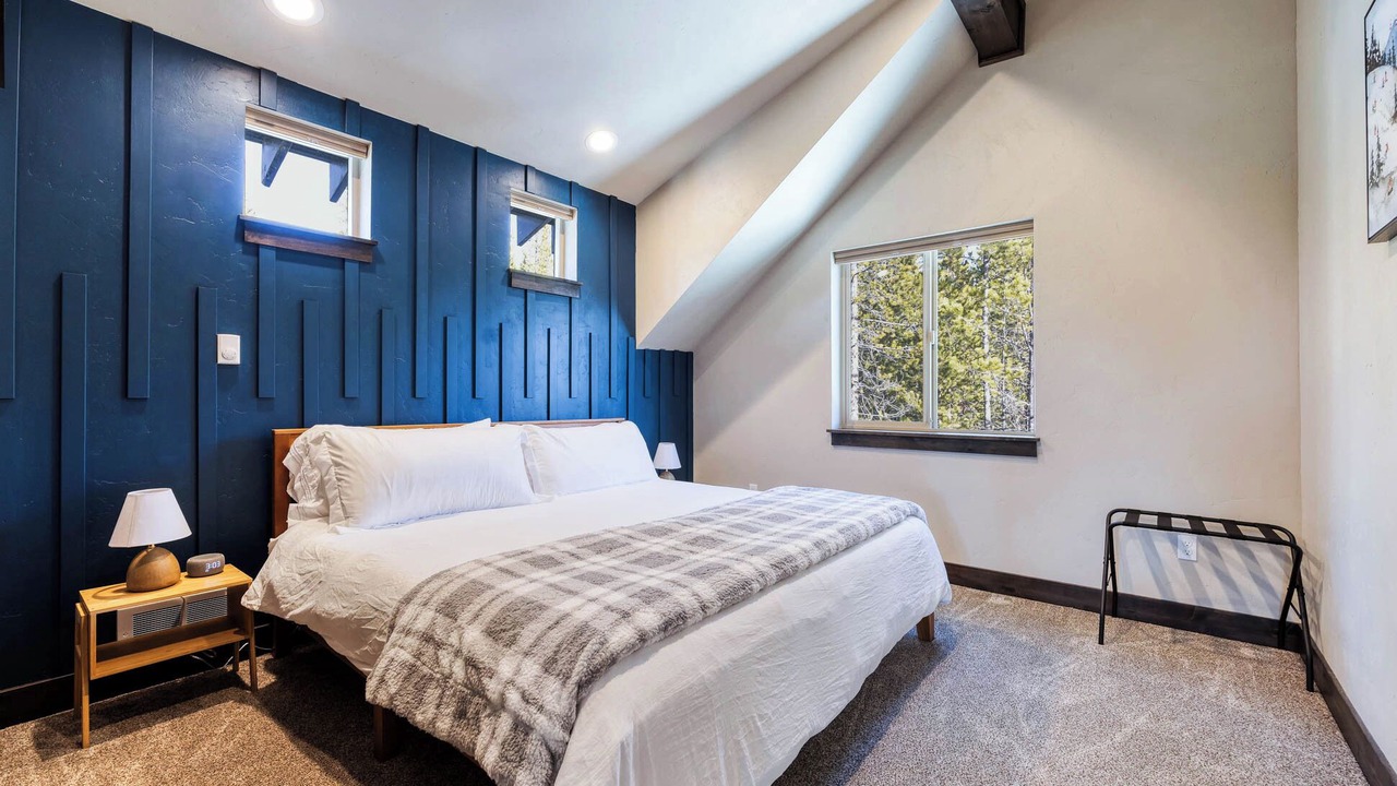 Photo of Bedroom in Crescent