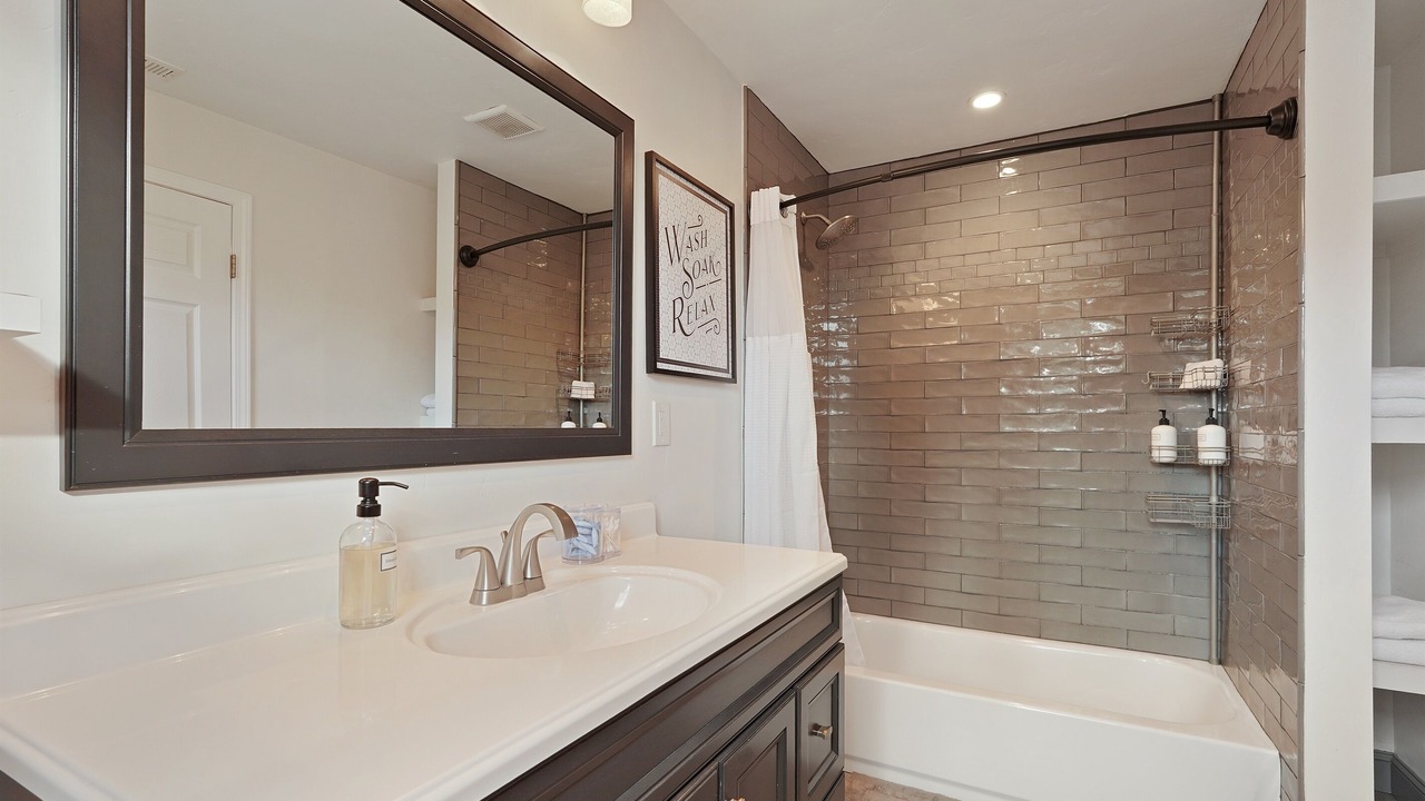 Photo of Bathroom in Lodi