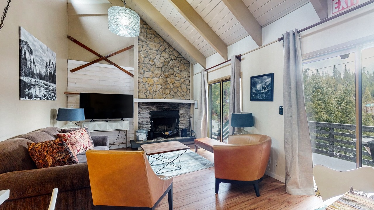 Photo of Livingroom in Fish Camp