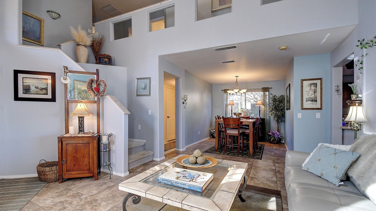 Photo of Livingroom in Tatum Ranch