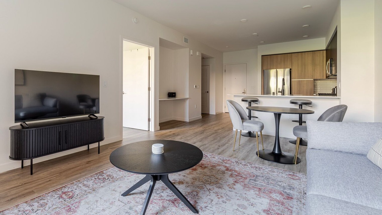 Photo of Livingroom in Newhall