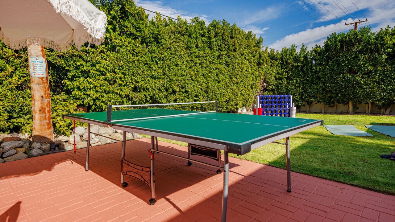 Photo of Outdoor in Racquet Club West
