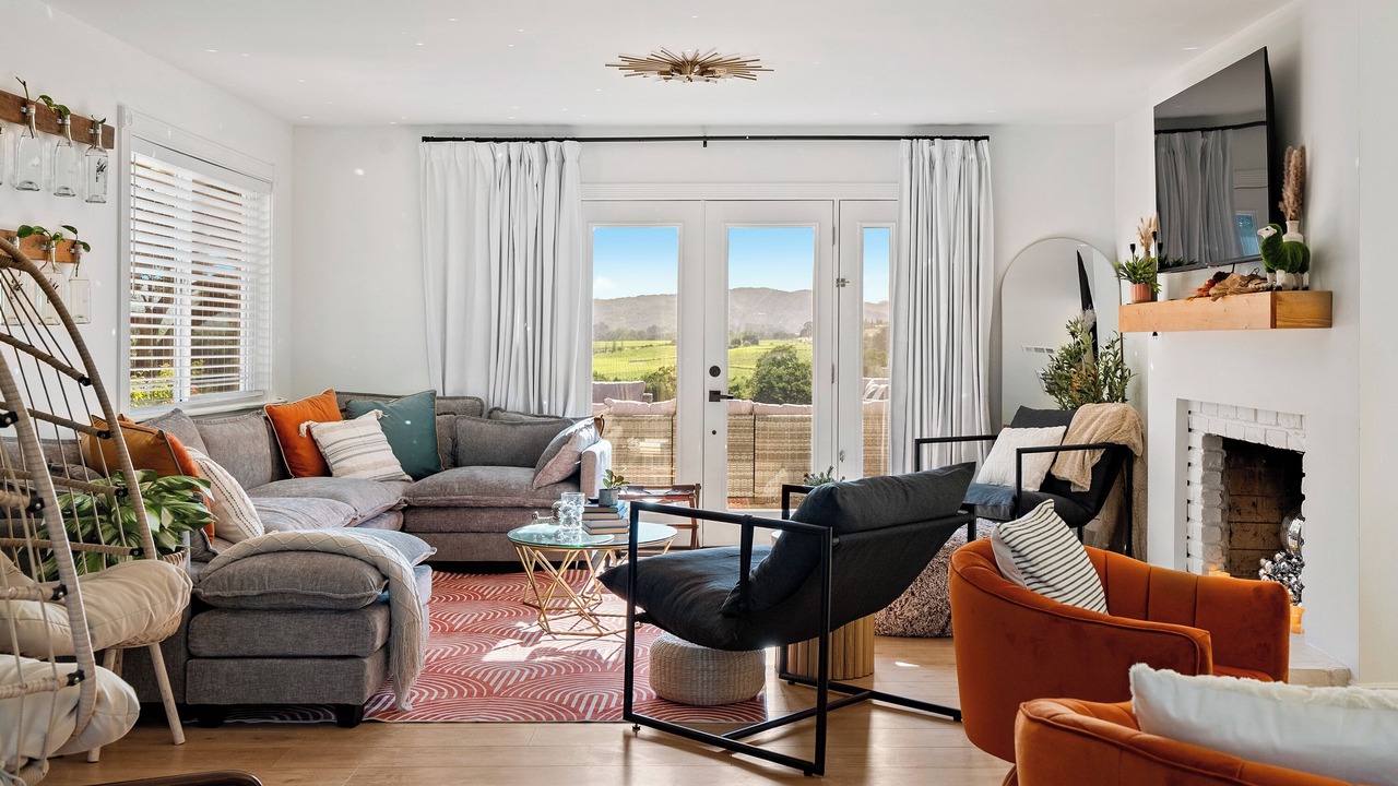 Photo of Livingroom in Templeton