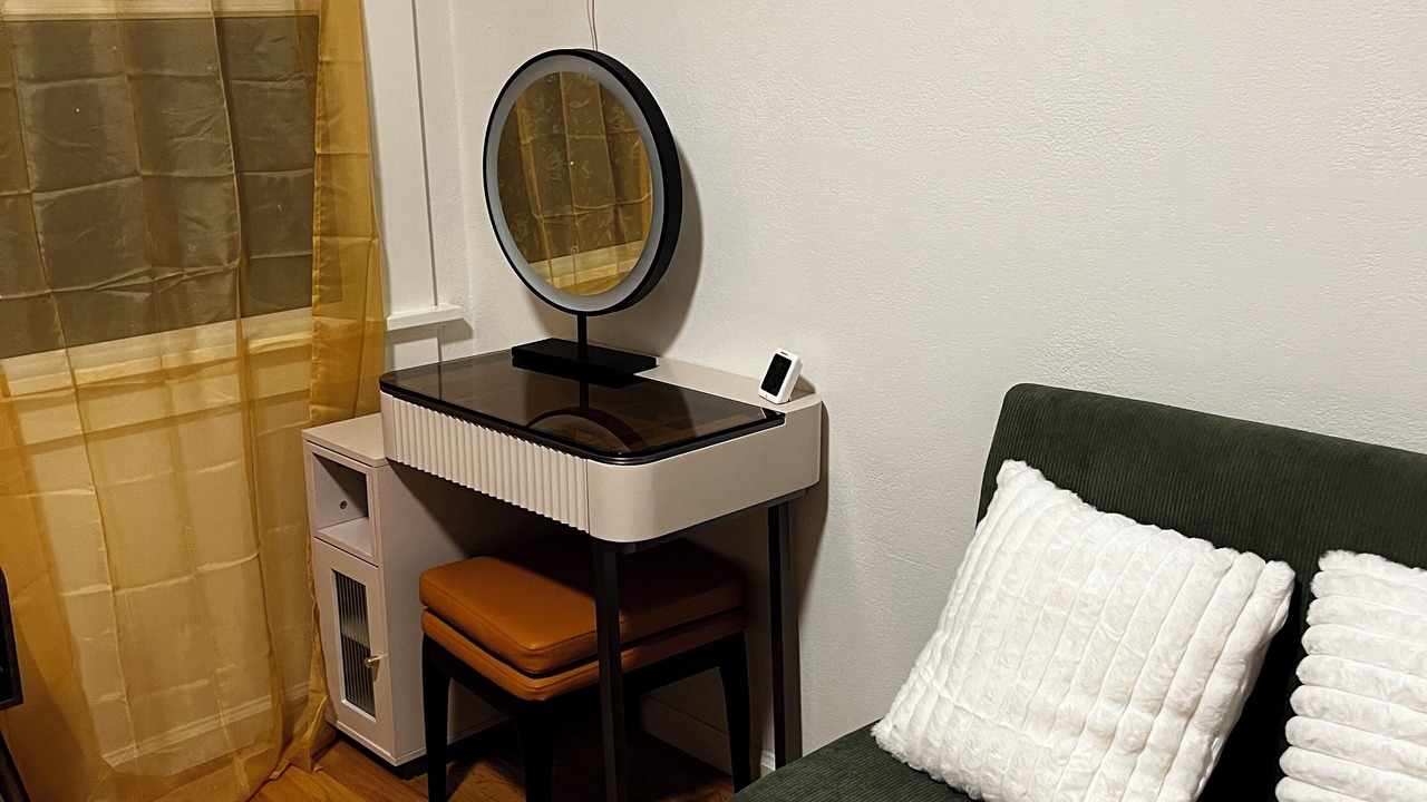 Photo of Livingroom in Oakland