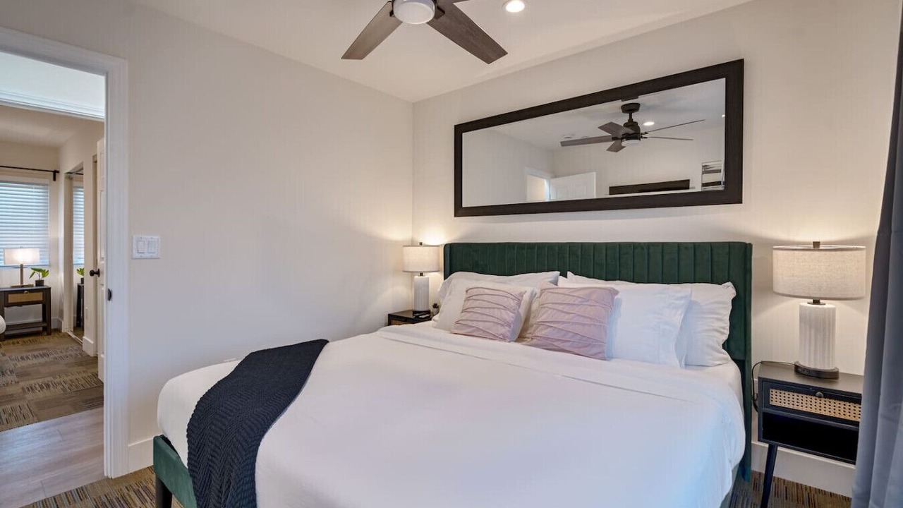 Photo of Bedroom in Mid-City