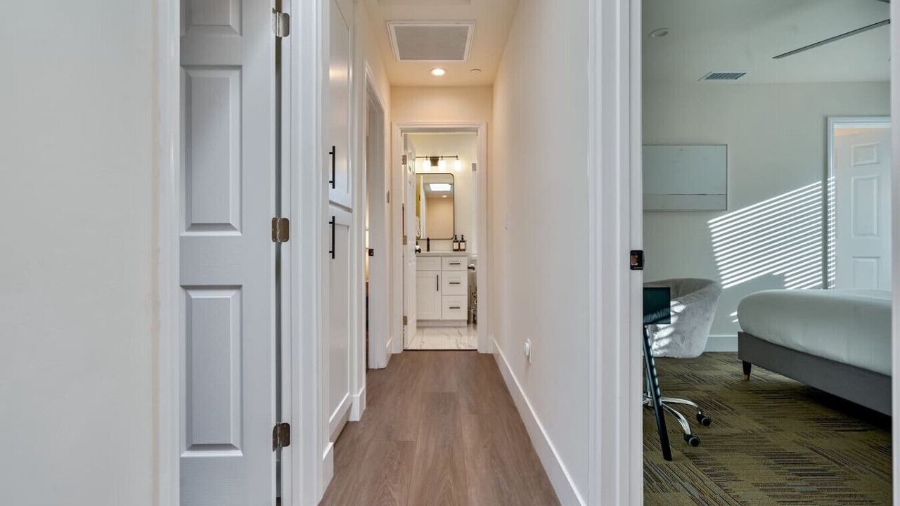 Photo of Bedroom in Mid-City