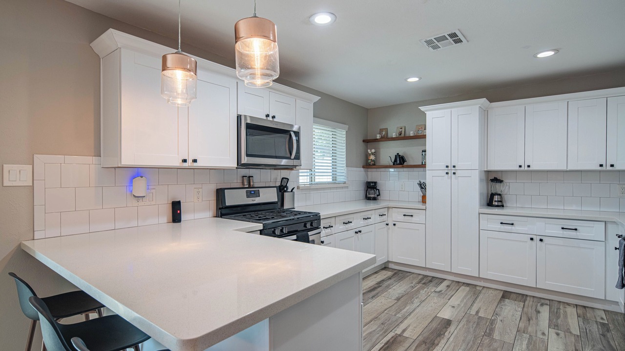Photo of Kitchen in Scottsdale Estates Nine