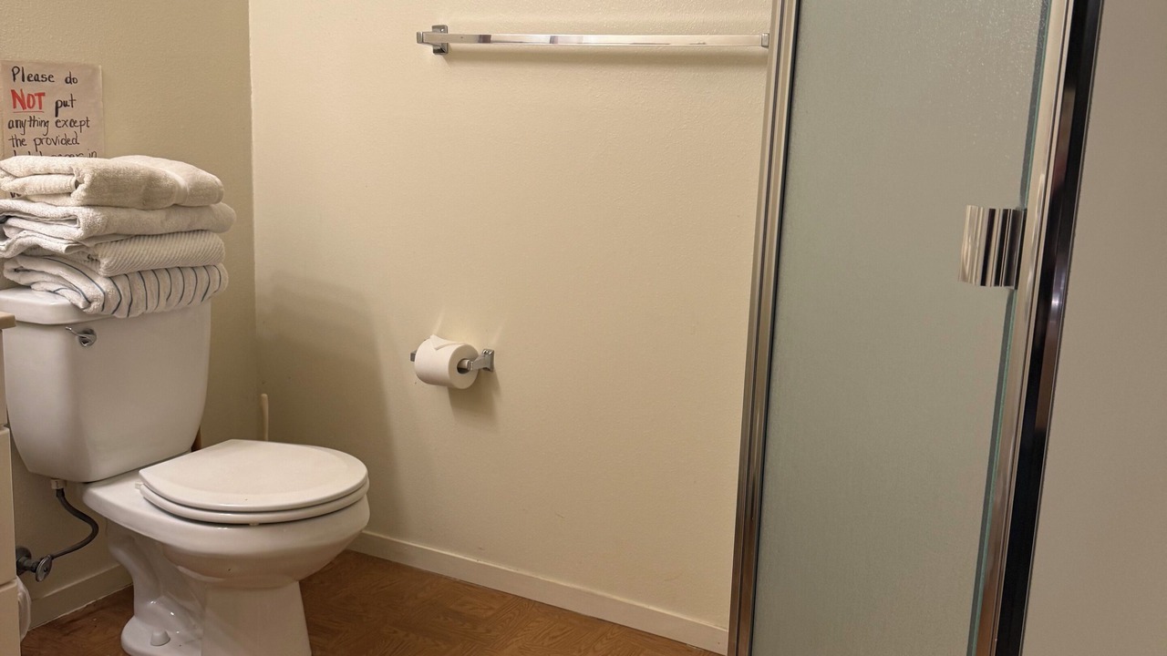 Photo of Bathroom in Oak Shores