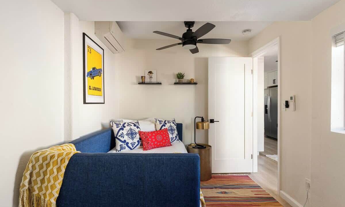 Photo of Livingroom in Logan Heights