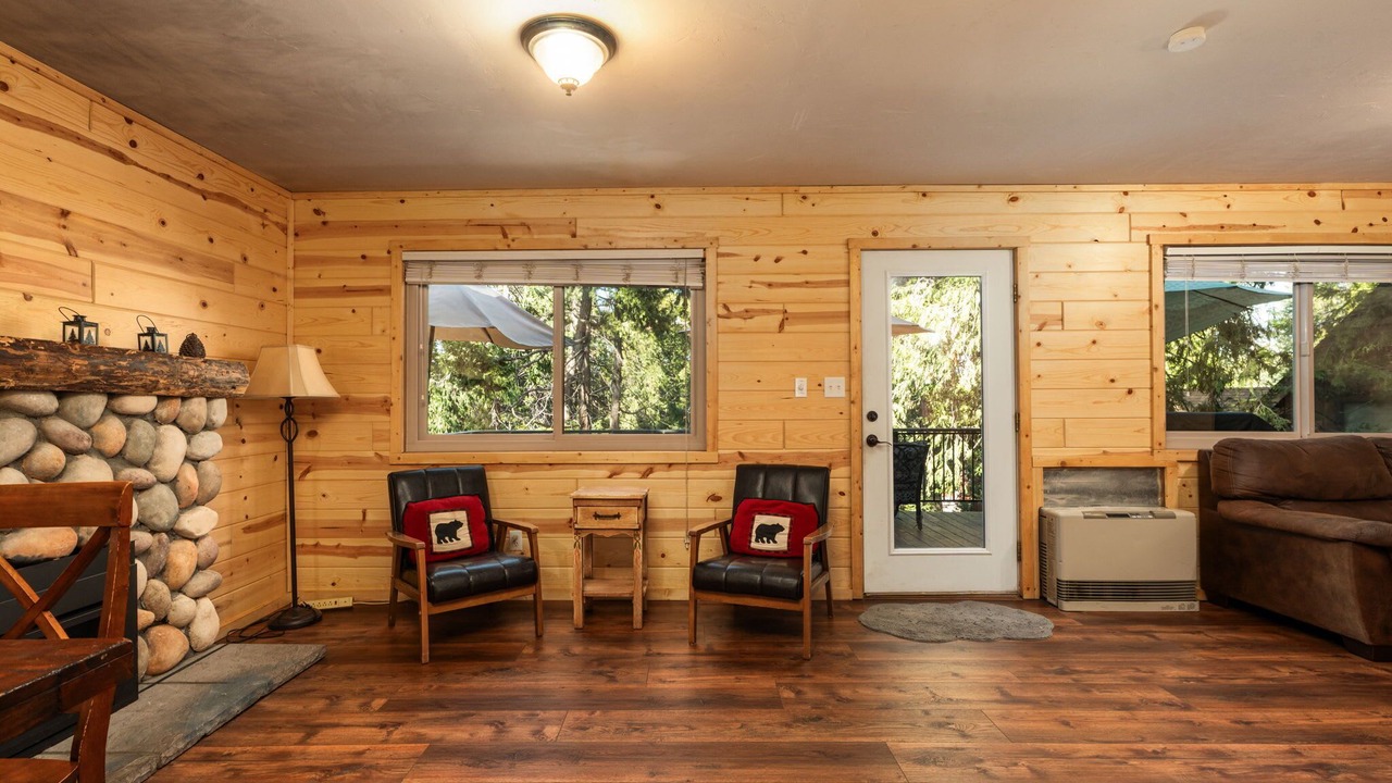 Photo of Livingroom in Sierra Cedars