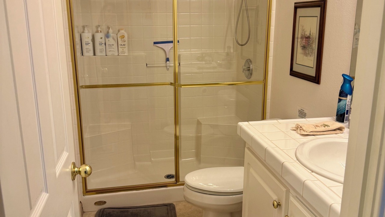 Photo of Bathroom in Blythe