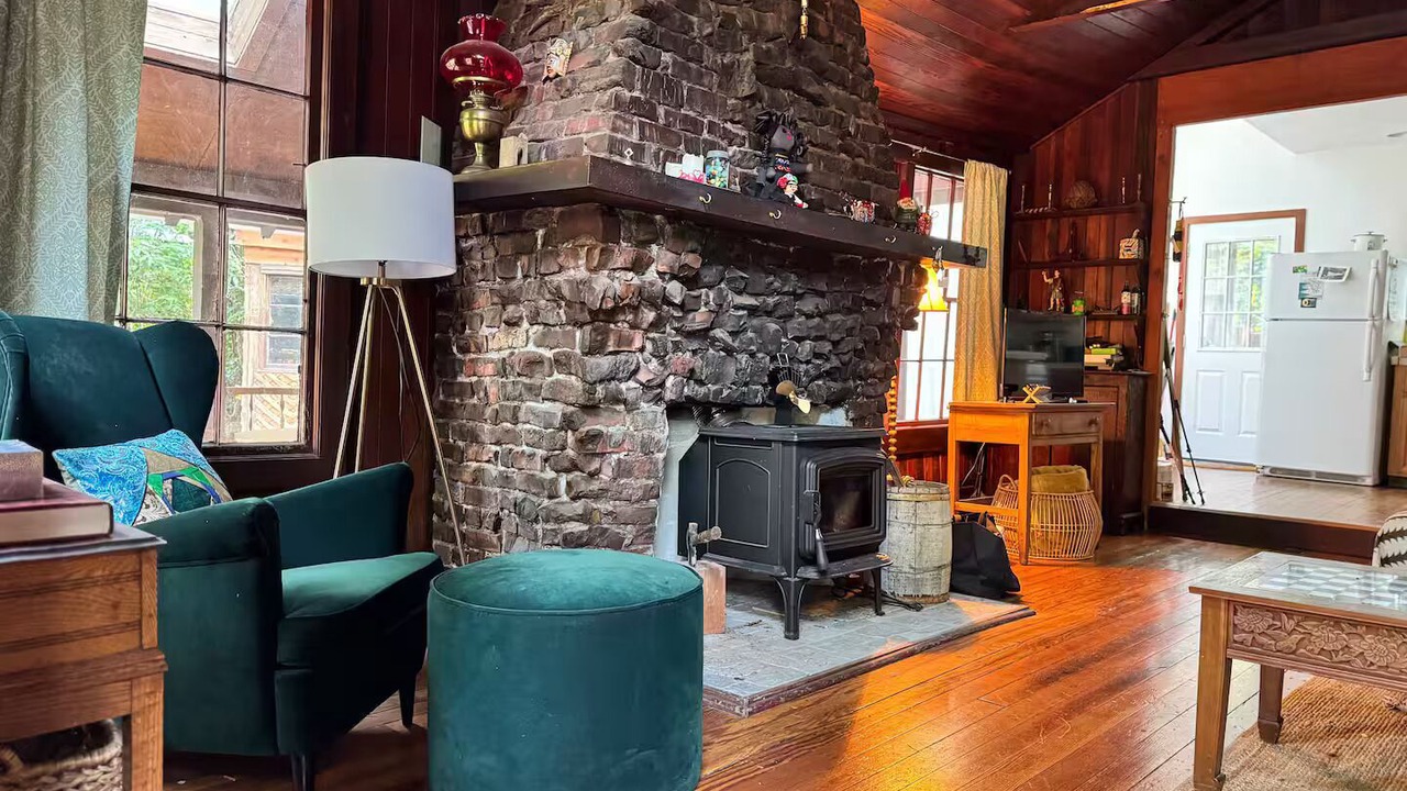 Photo of Livingroom in Camp Meeker