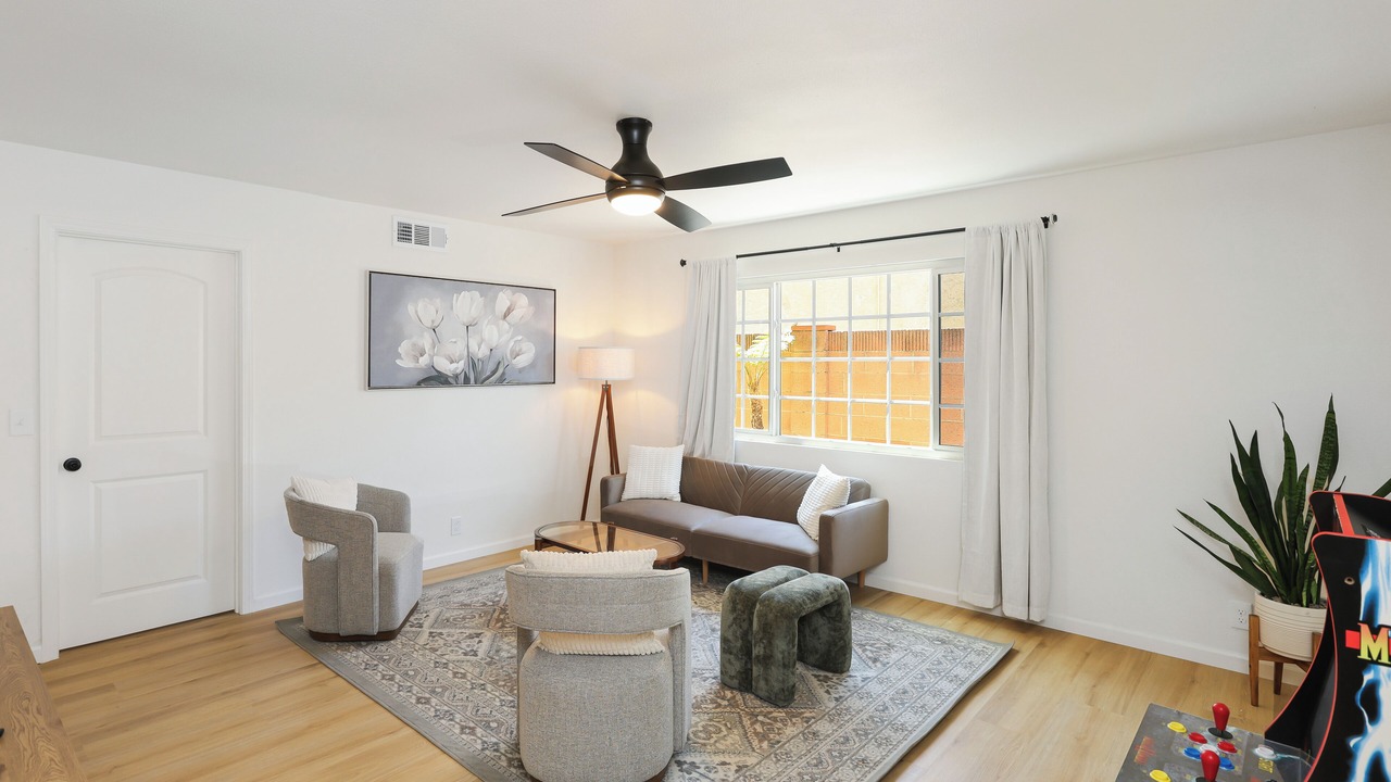 Photo of Livingroom in Buena Park