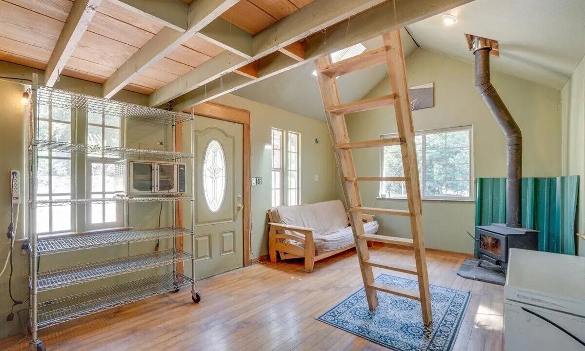 Photo of Livingroom in Carlotta