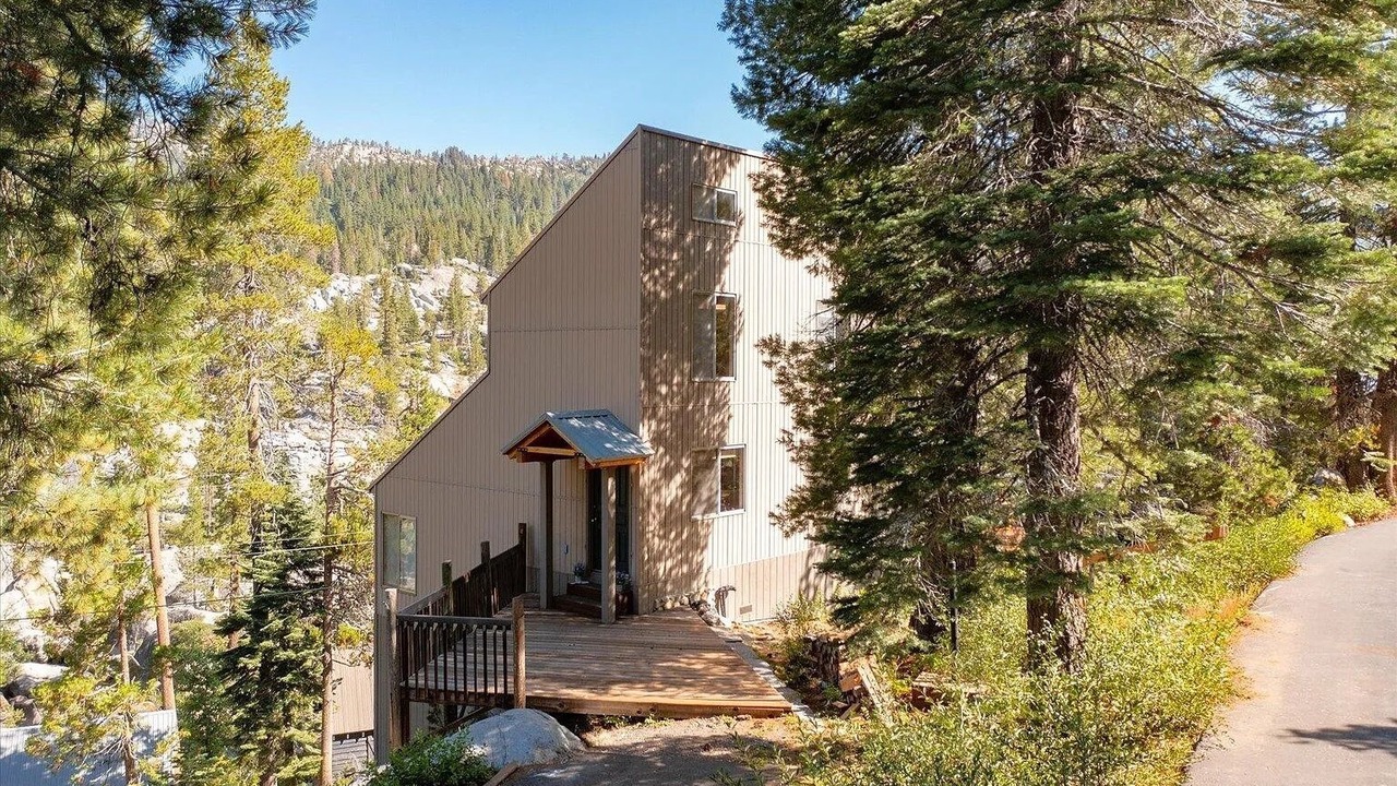 Photo of Outdoor in Tahoe National Forest