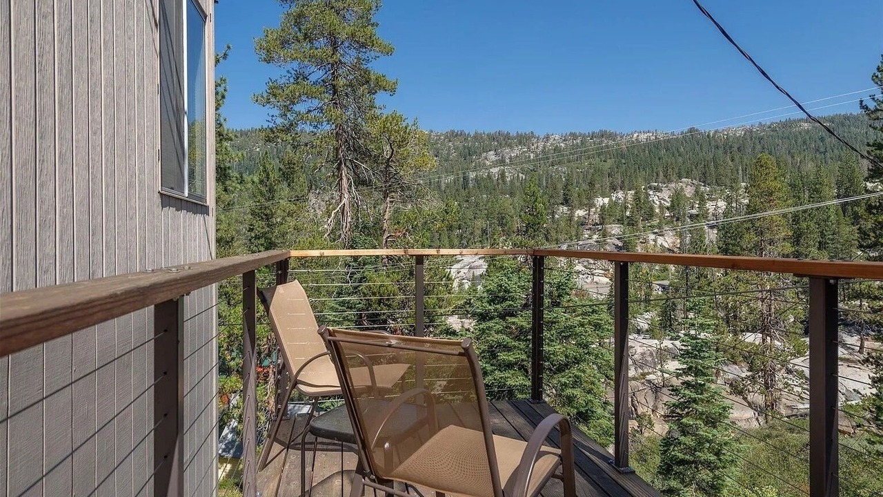 Photo of Outdoor in Tahoe National Forest