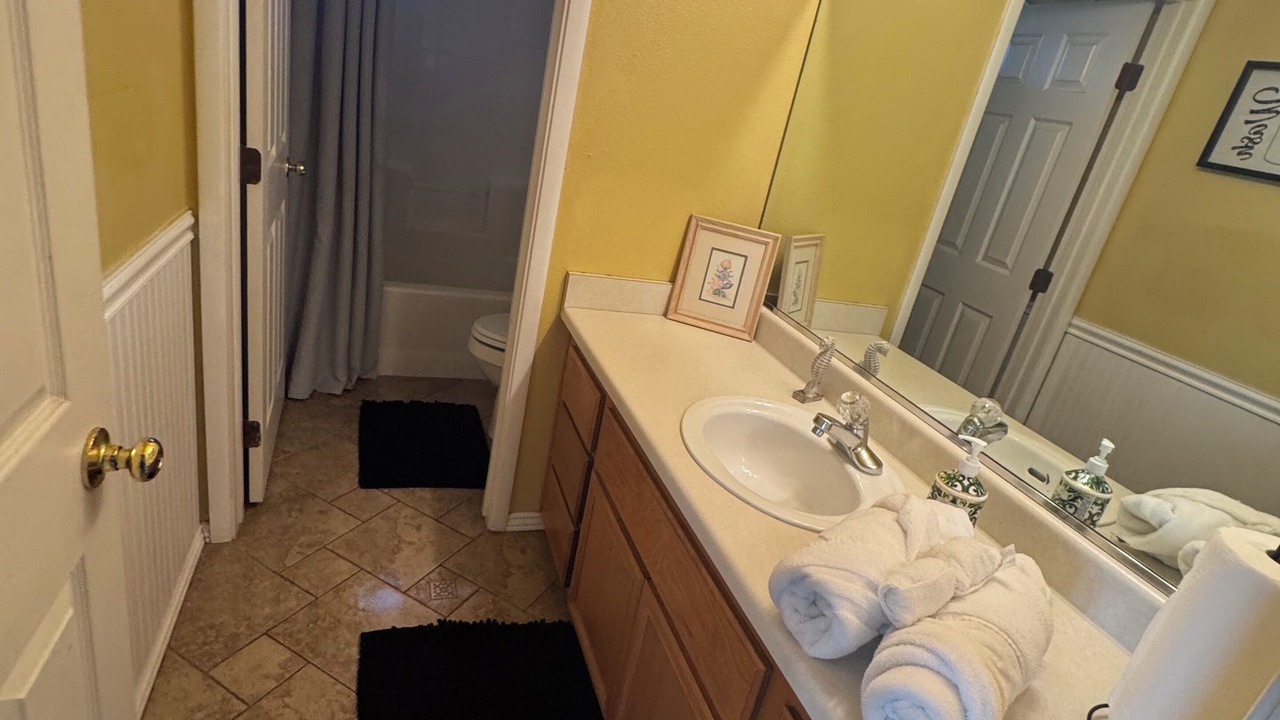 Photo of Bathroom in Centennial Hills