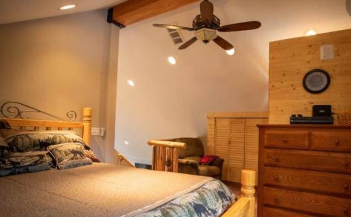 Photo of Bedroom in Gilchrist