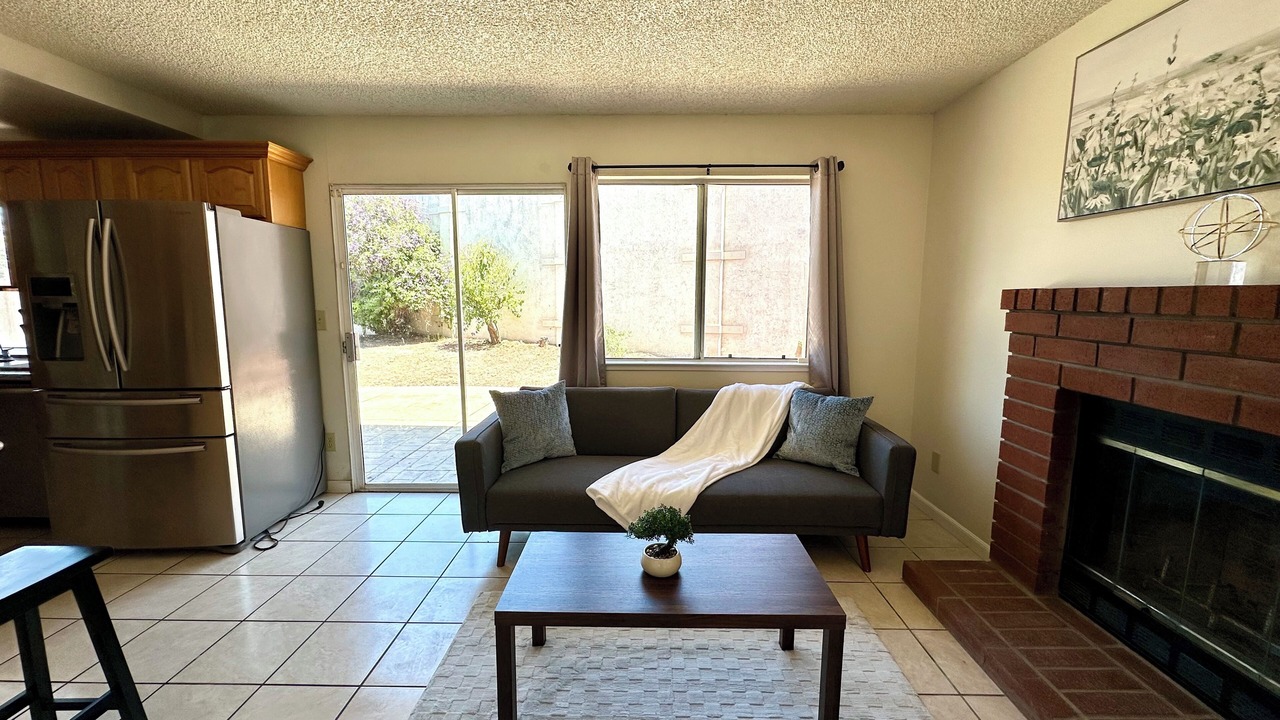 Photo of Livingroom in Ardenwood