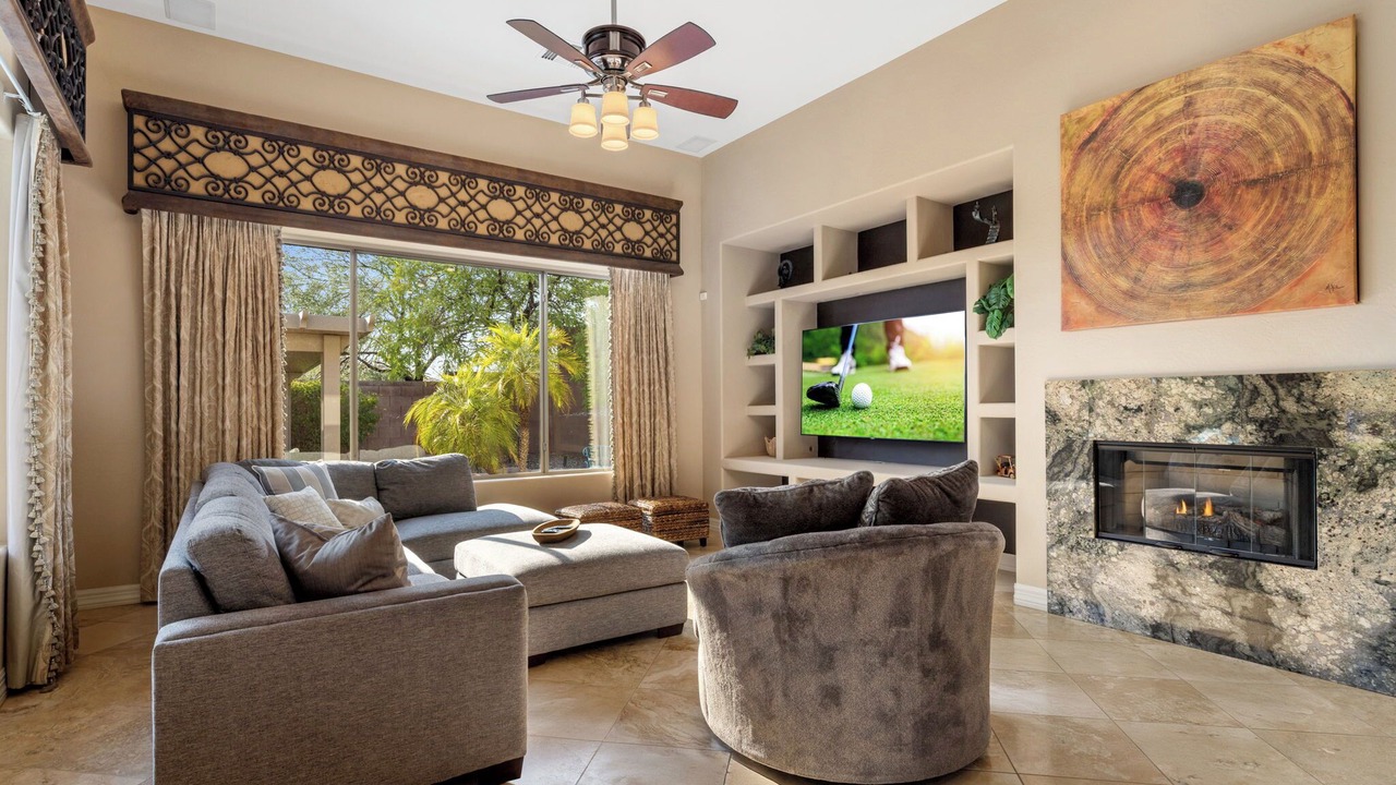 Photo of Livingroom in Anthem Country Club
