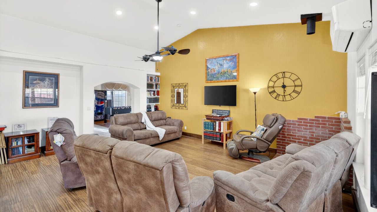 Photo of Bedroom in Pahrump