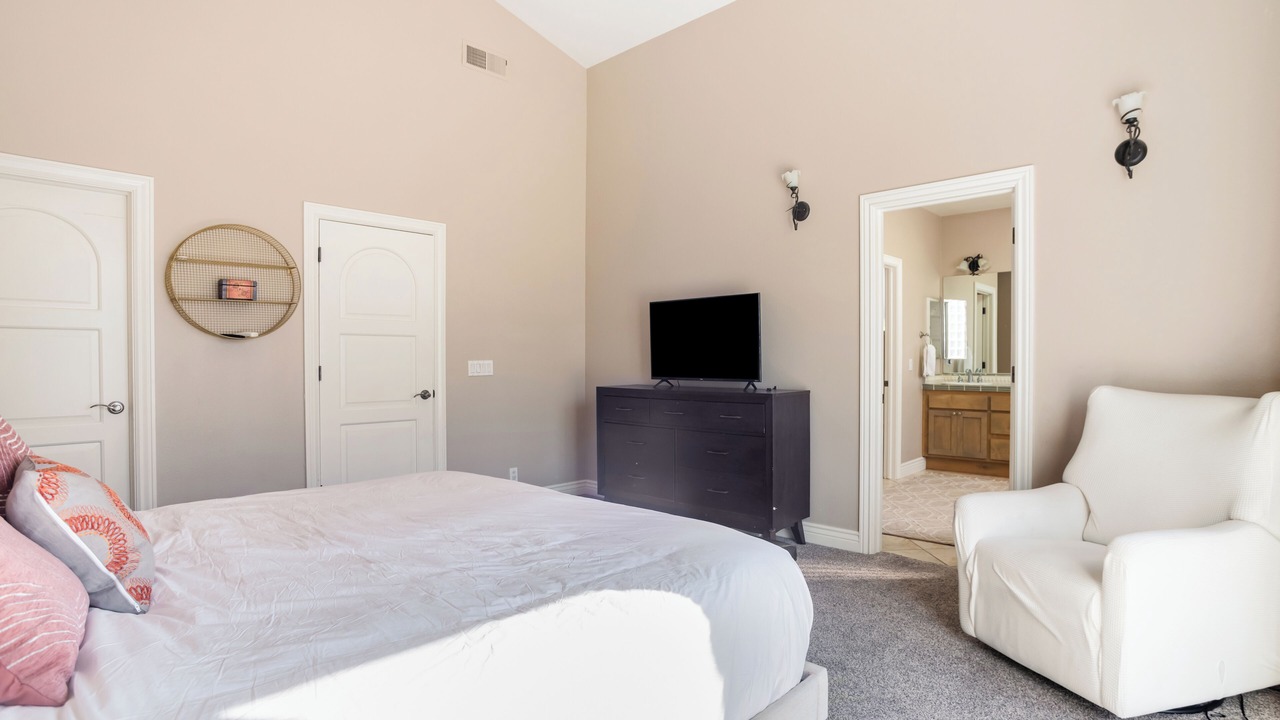 Photo of Bedroom in Davis