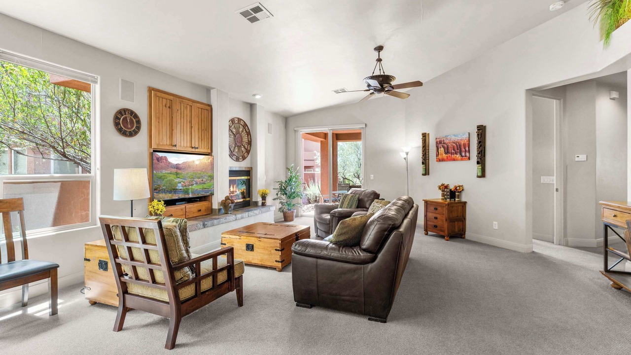 Photo of Bedroom in Lava Falls
