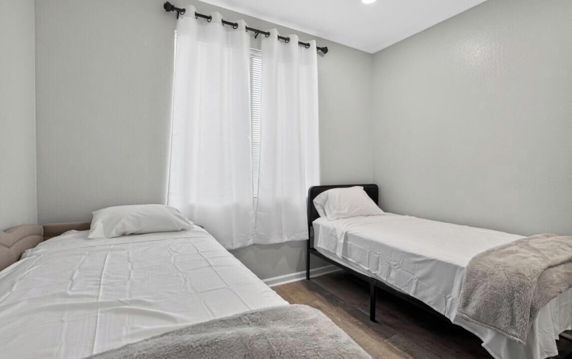 Photo of Bedroom in Nut Tree