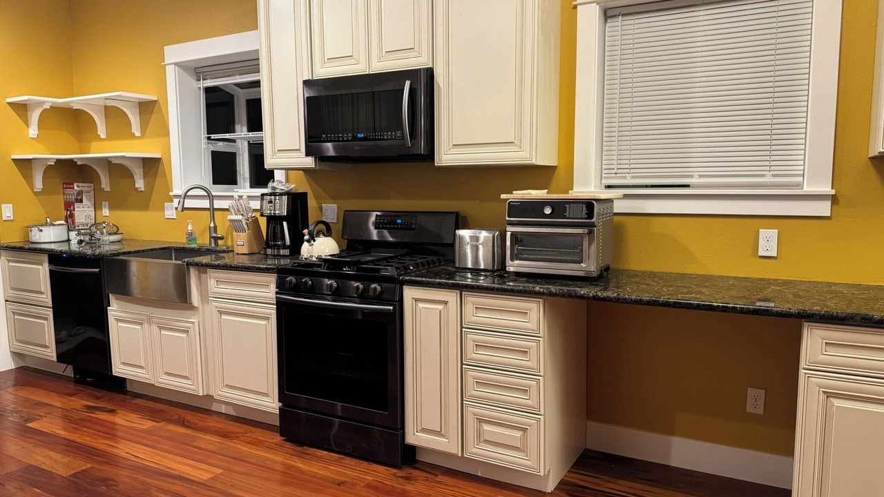 Photo of Kitchen in Hillsboro
