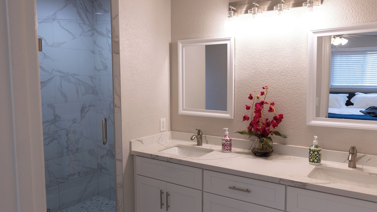 Photo of Bathroom in Arden-Arcade