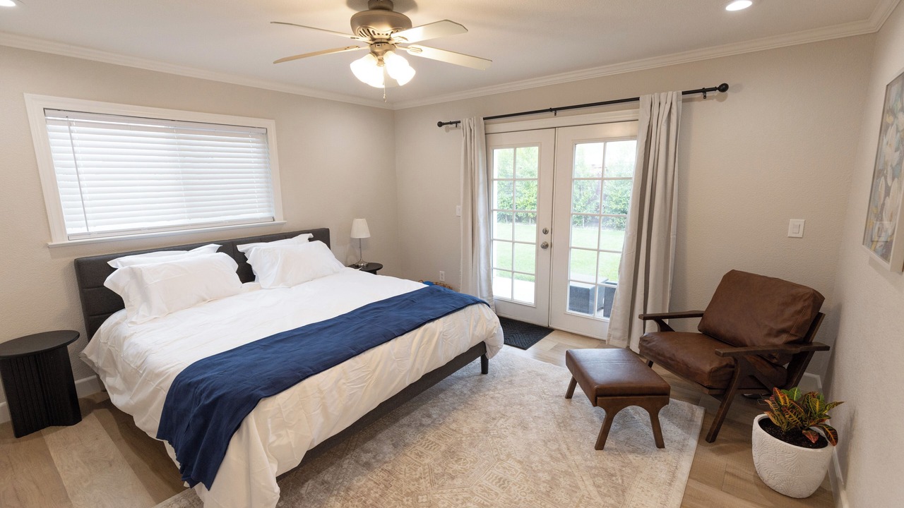 Photo of Bedroom in Arden-Arcade