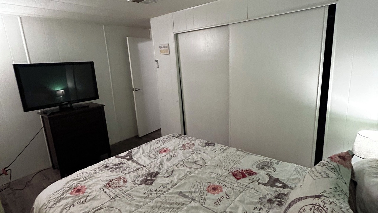 Photo of Bedroom in Clearlake