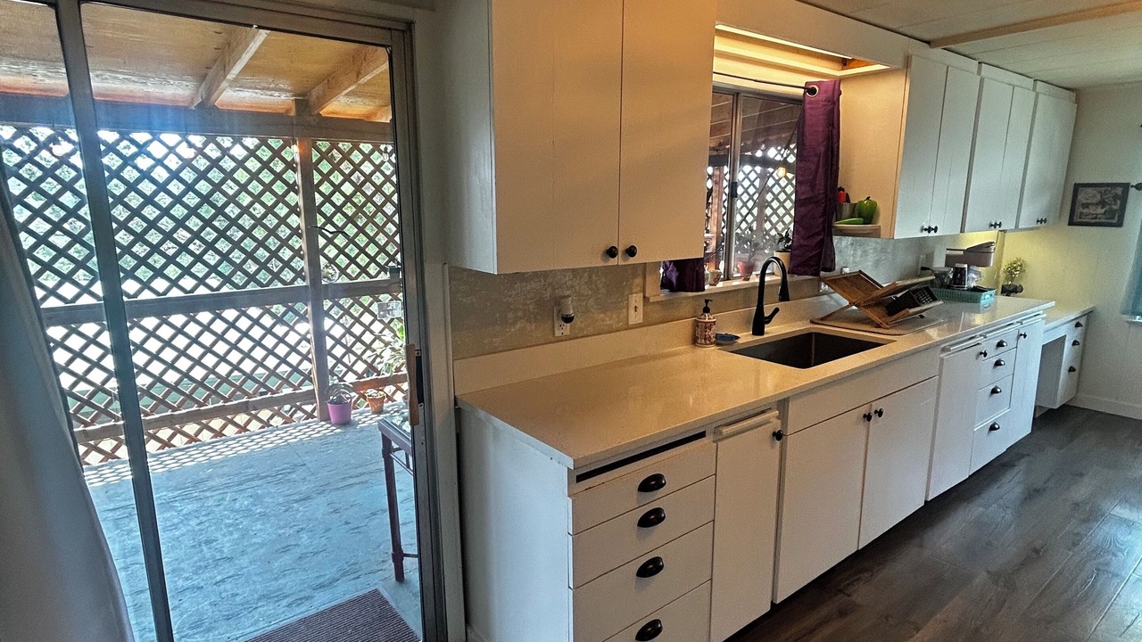Photo of Kitchen in Clearlake