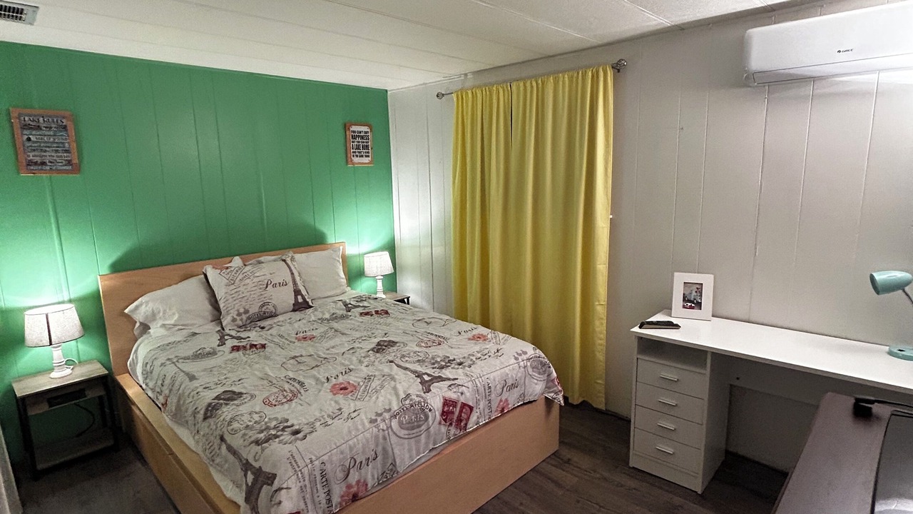 Photo of Bedroom in Clearlake