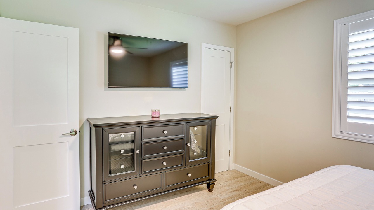 Photo of Bedroom in Benton Tract