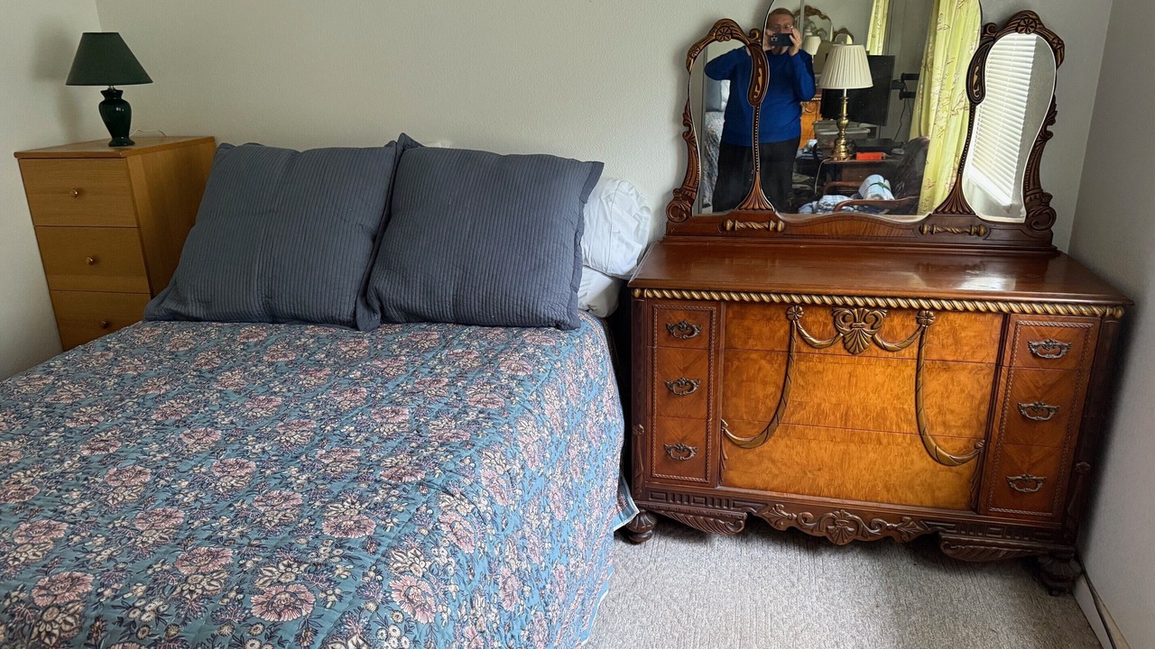 Photo of Bedroom in Hidden Valley Lake
