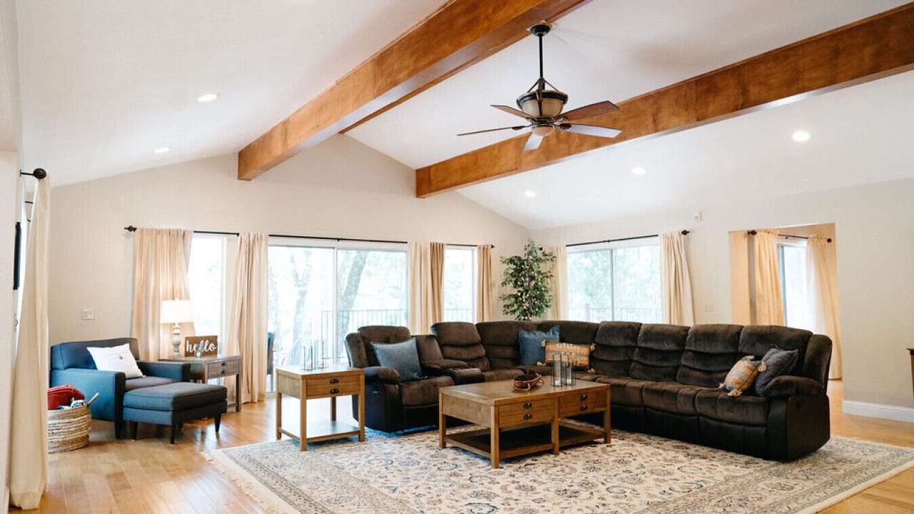 Photo of Livingroom in Cedar Ridge