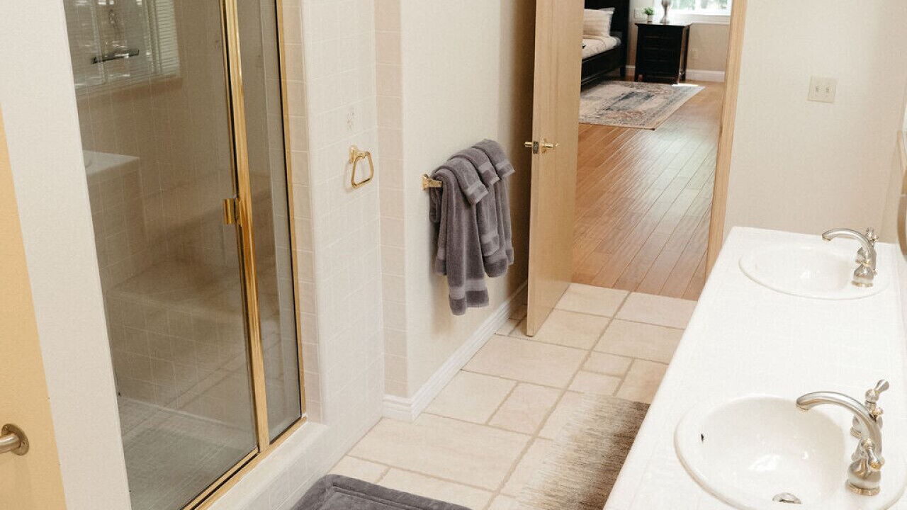 Photo of Bathroom in Cedar Ridge