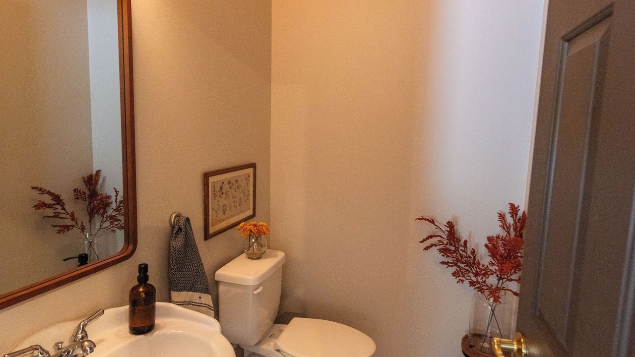 Photo of Bathroom in Sierra Tract