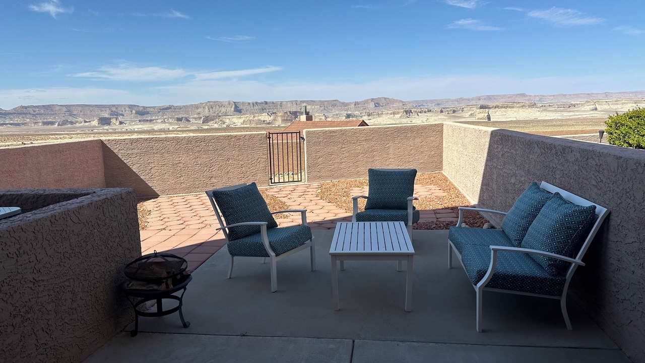 Photo of Patio Balcony in Greenehaven