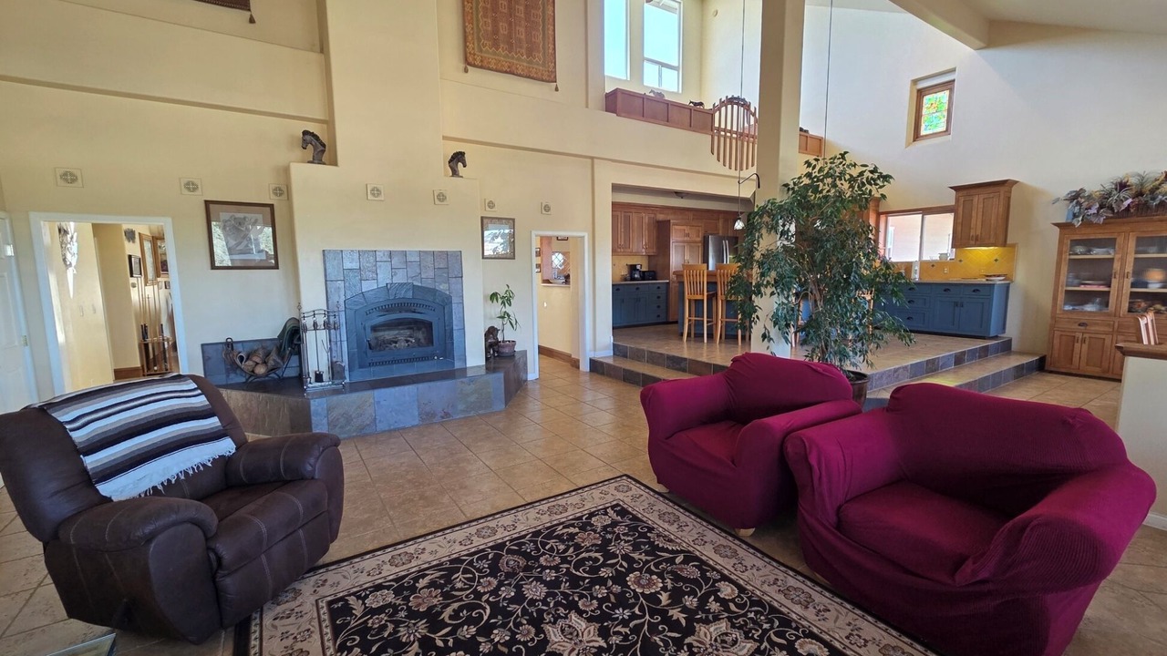 Photo of Livingroom in Templeton